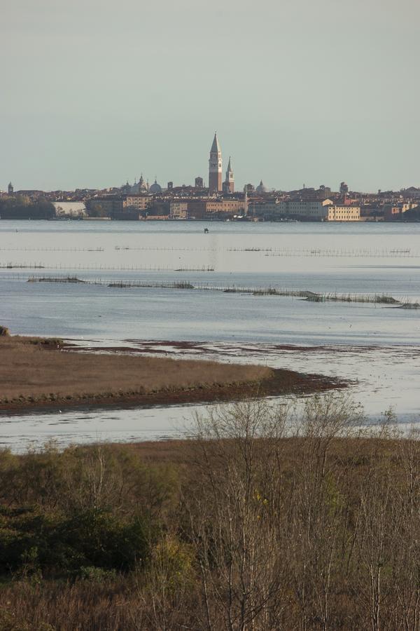 Casa Laguna, 15 Minuti Da Venezia Mestre Luaran gambar